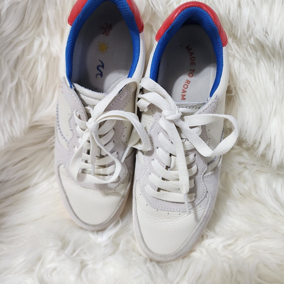 Soludos White and Blue Leather Sneakers - Picture 2 of 7